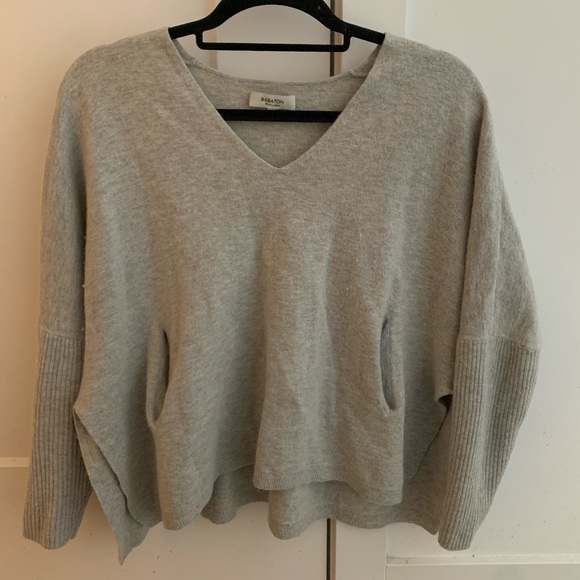Aritzia Babaton Sweater - Picture 3 of 3